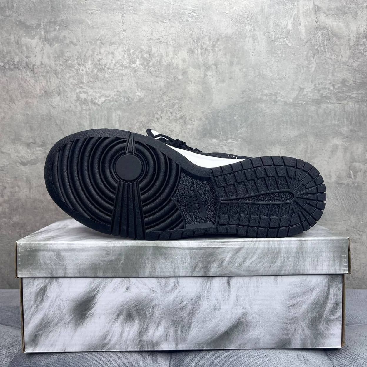 Купить Nike Dunk Low Retro Panda