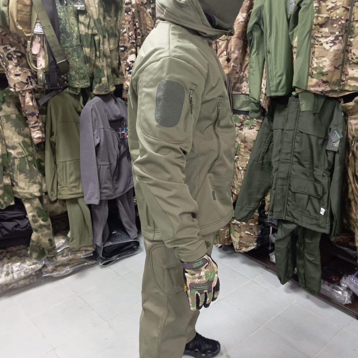 Купить тактический костюм softshell олива