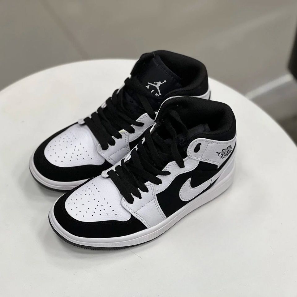 Купить Nike Air Jordan 1 Mid ,Tuxedo