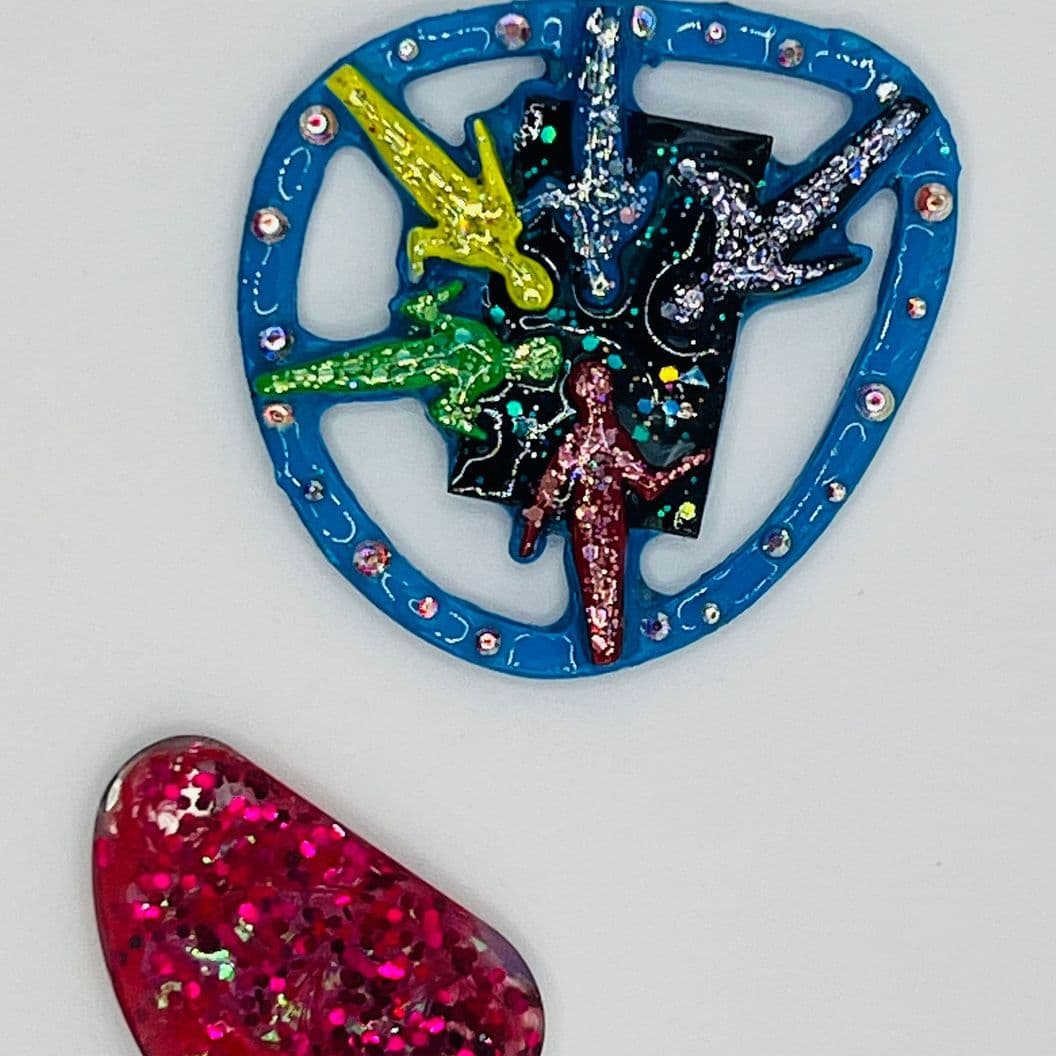 Купить Значок "Взгляд в космос"