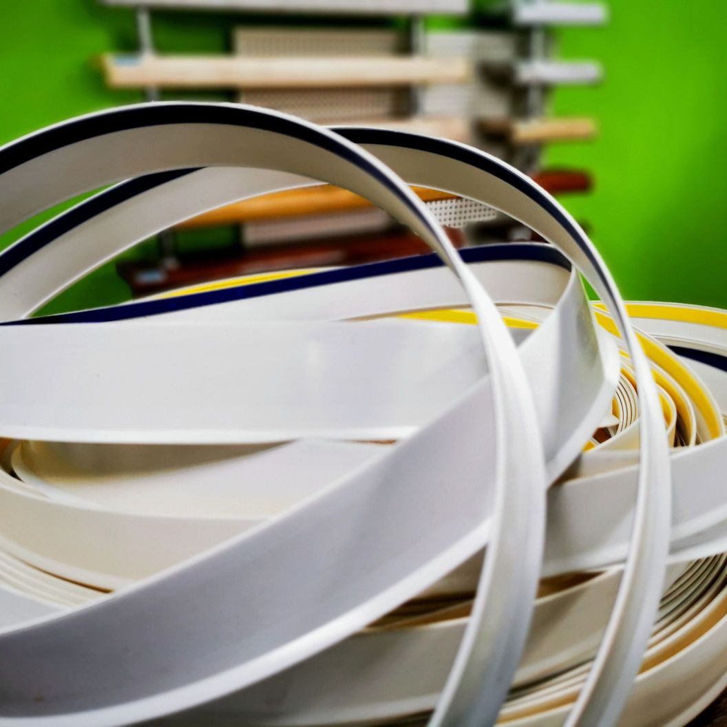 Купить Нащельник СЦ самоклеющийся шириной 30мм, 40мм, 50мм, 60мм, 70мм, 80мм