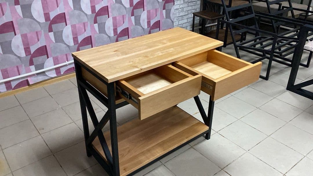 Купить Столик туалетный