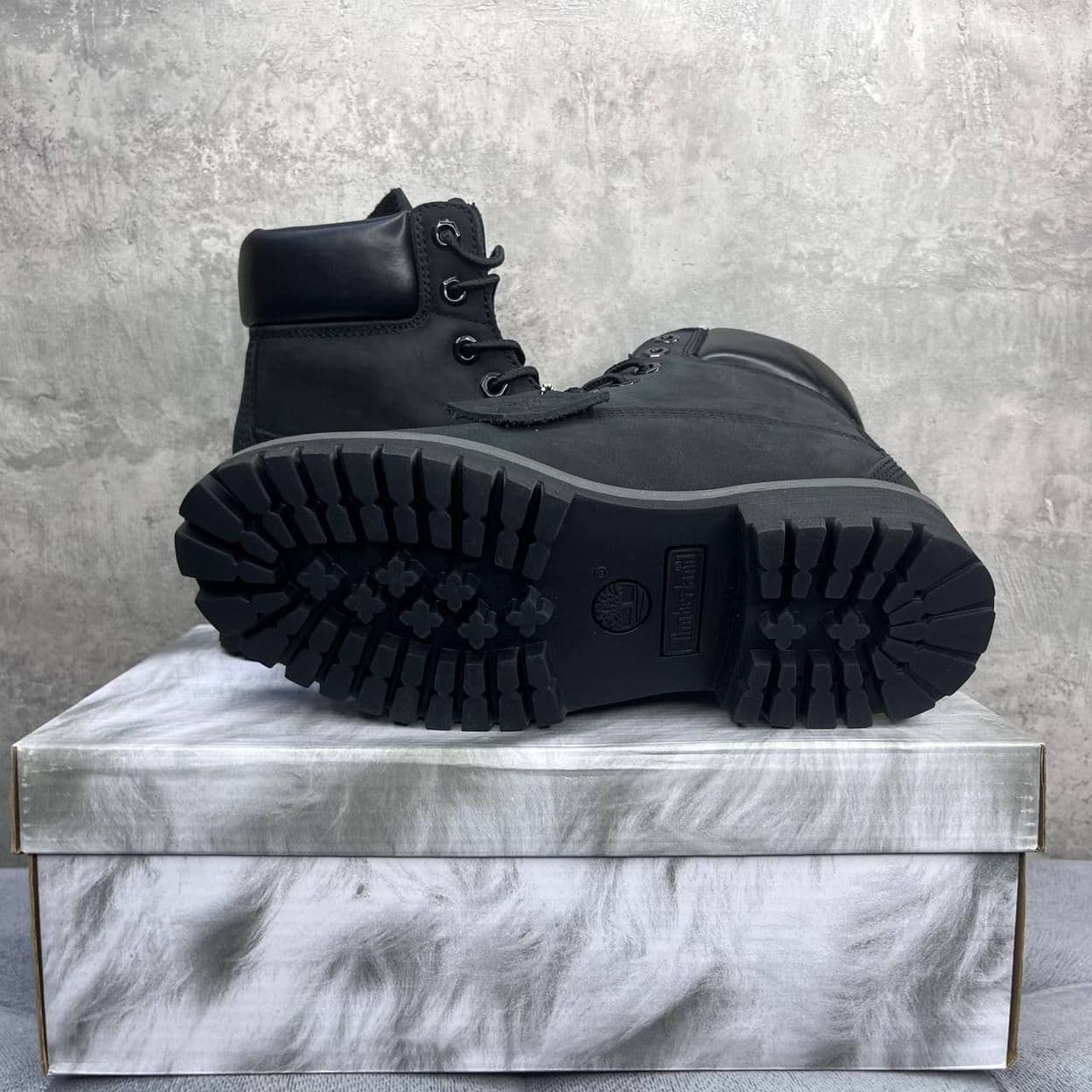 Купить Timberland Black