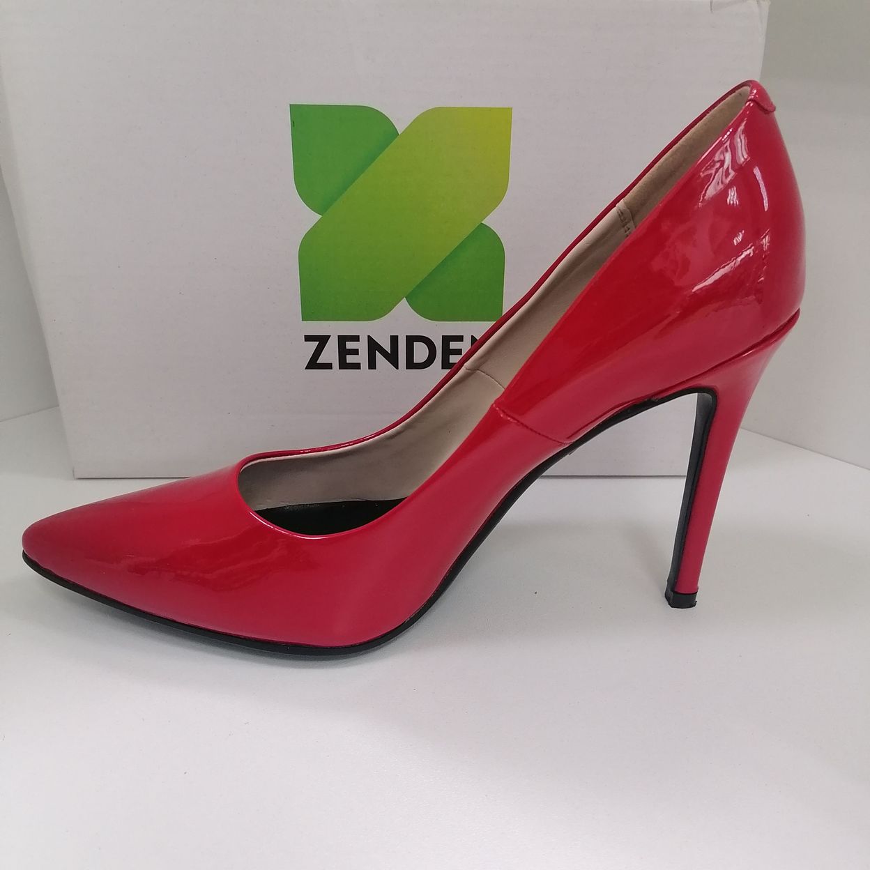 Купить Туфли женские Zenden