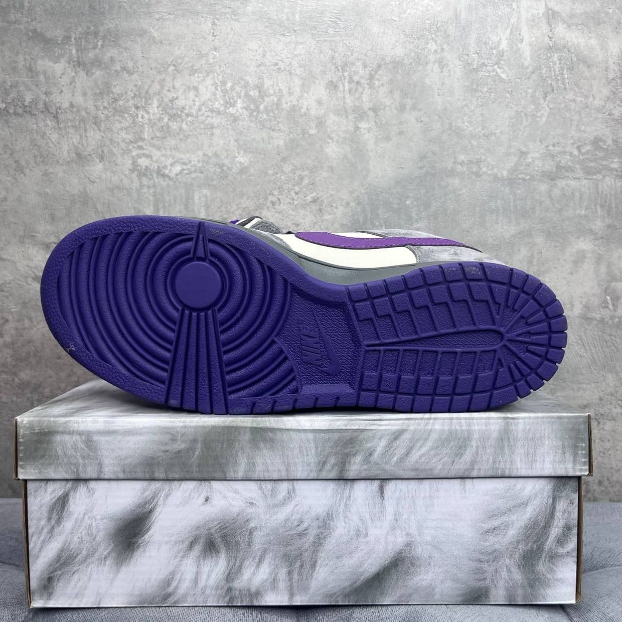 Купить Nike SB Dunk Purple Pigeon