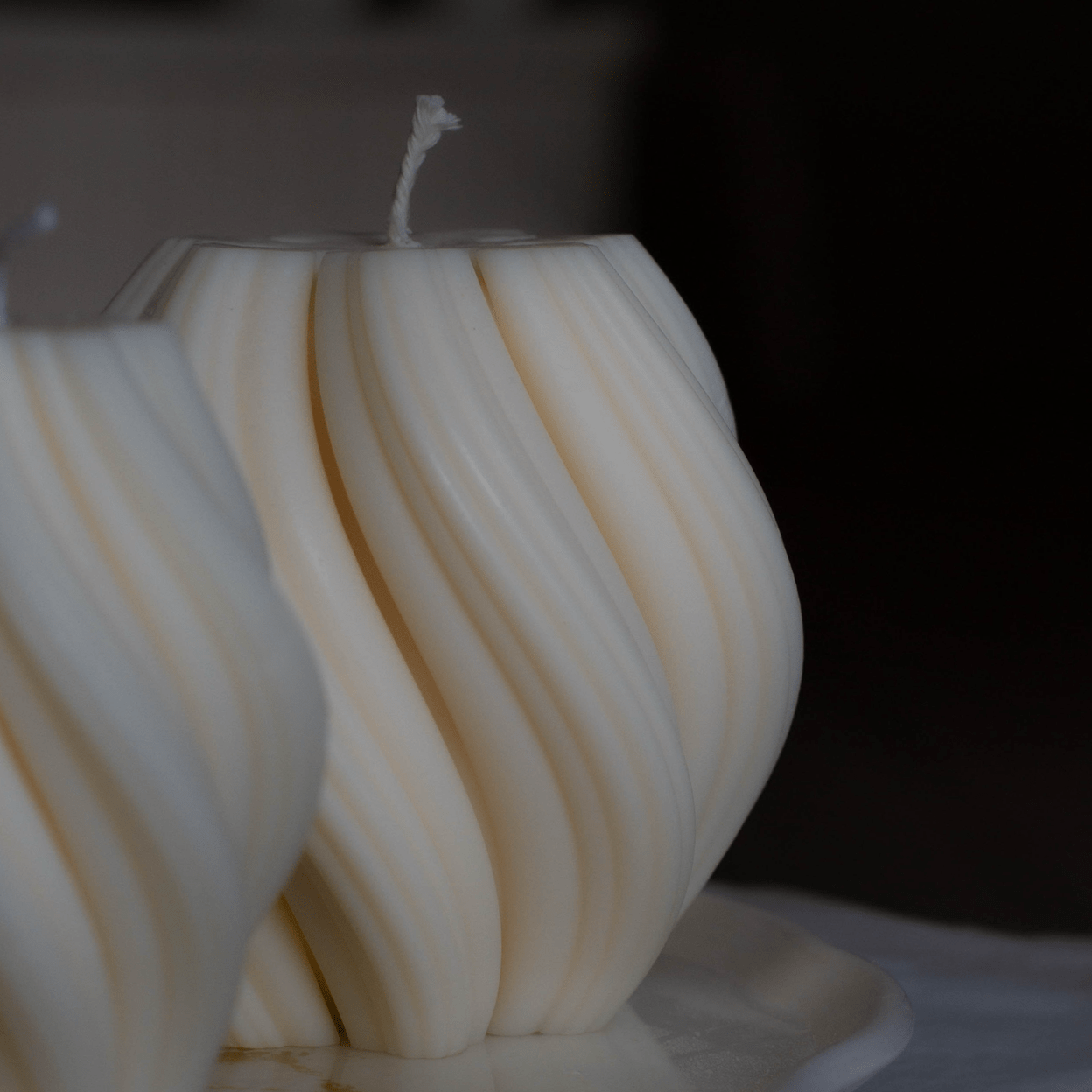 Купить Swirl Candle