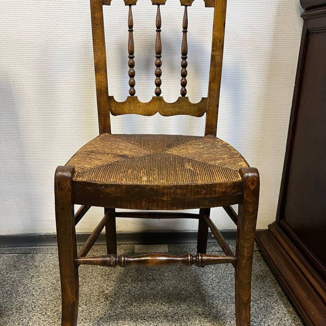 Купить Старинный стул