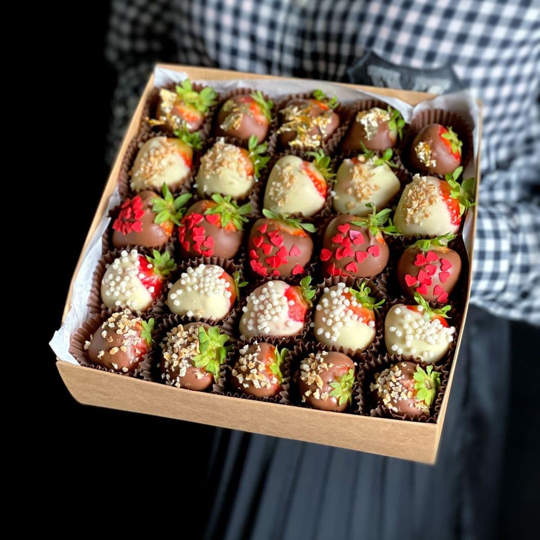 Купить Набор из клубники в шоколаде арт. 518