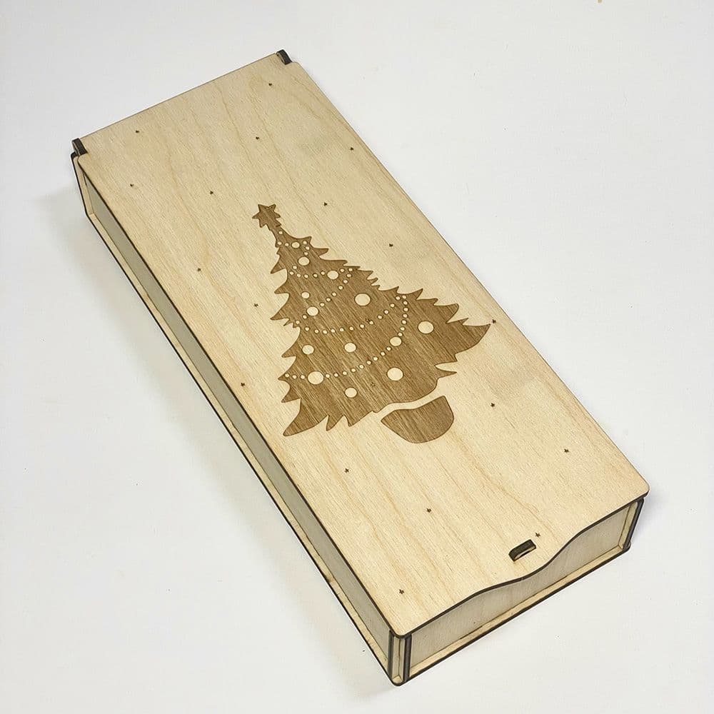 Купить Новогодняя коробка из фанеры 26x10x4