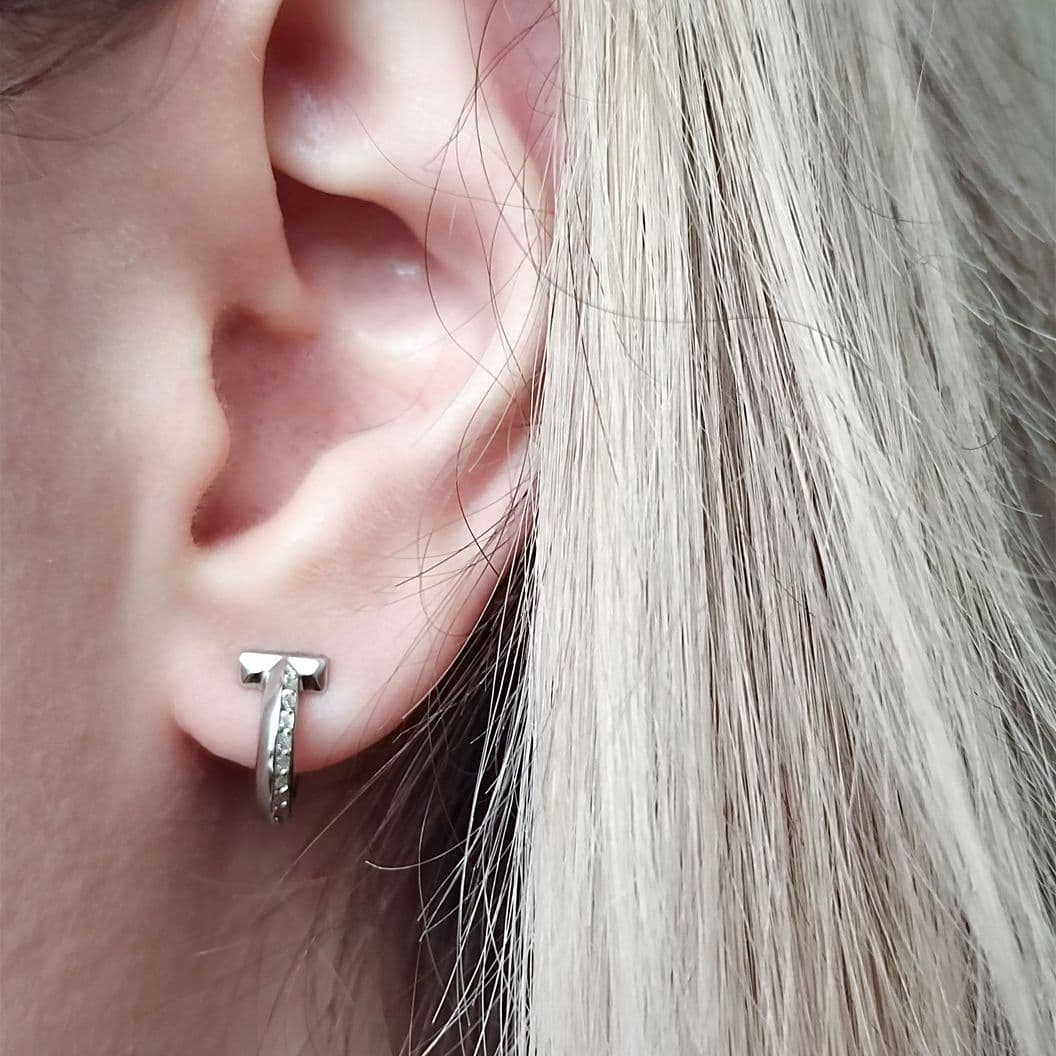 Купить Серьги сердца Tiffany T wire