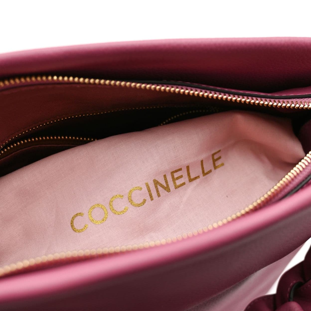Купить Сумка женская Coccinelle