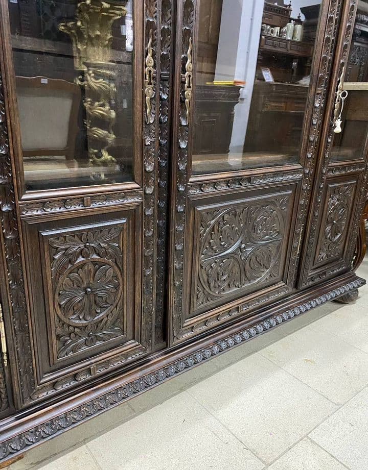 Купить Старинная витрина в бретонском стиле