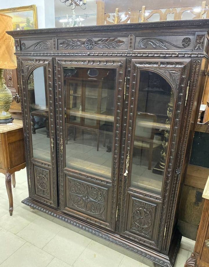 Купить Старинная витрина в бретонском стиле