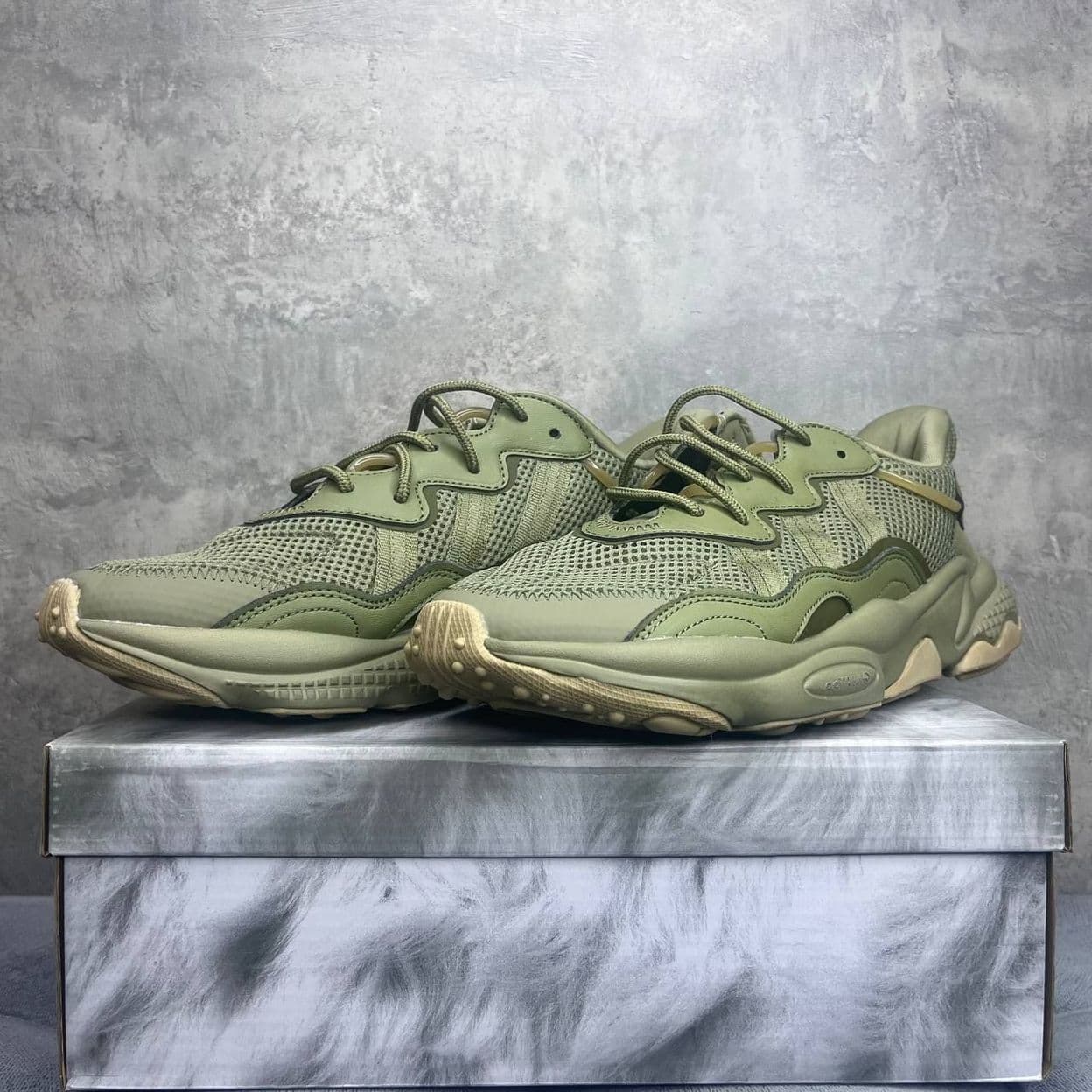 Купить Adidas Ozweego Dark green