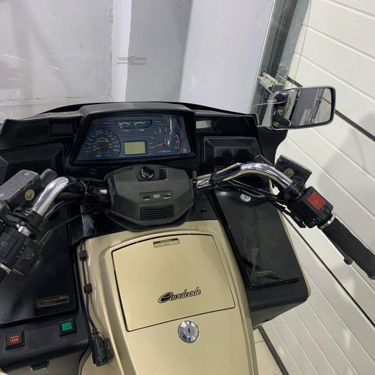 Купить Suzuki Cavalcade GV1400LX
