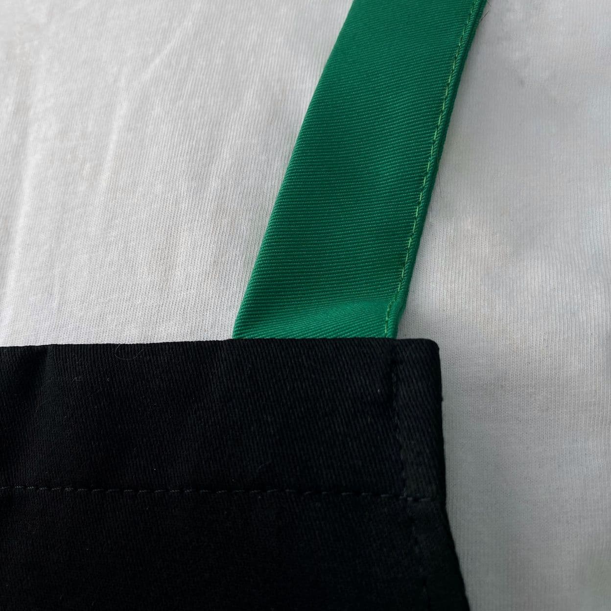 Купить фартук с грудкой 