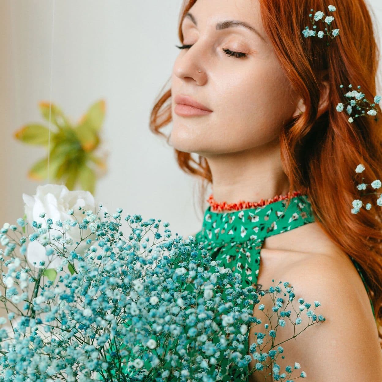 Купить Электронный журнал ROOSA Magazine April 2025 Issue 1