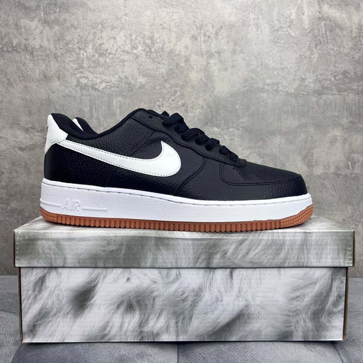 Купить Nike Air Force 1 Black White Gum