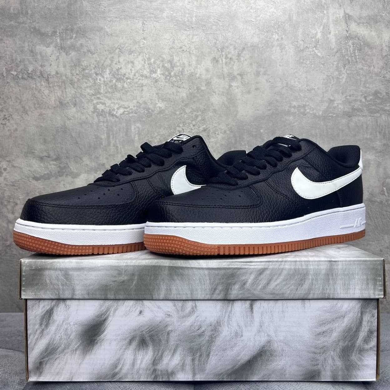 Купить Nike Air Force 1 Black White Gum