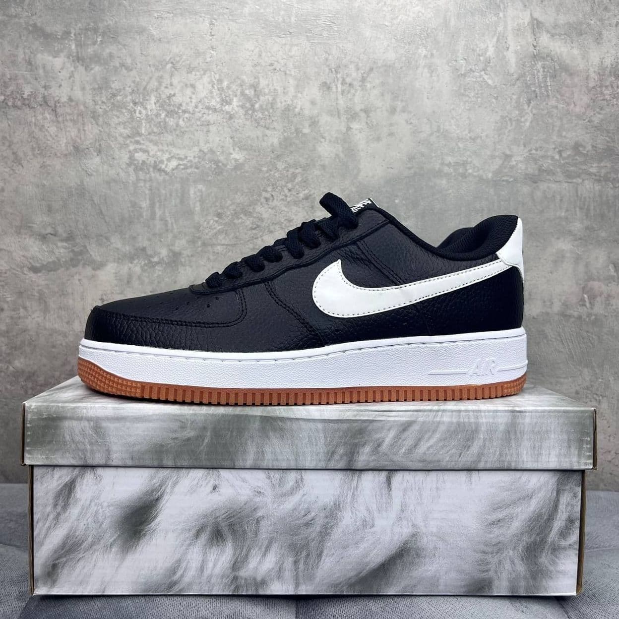 Купить Nike Air Force 1 Black White Gum