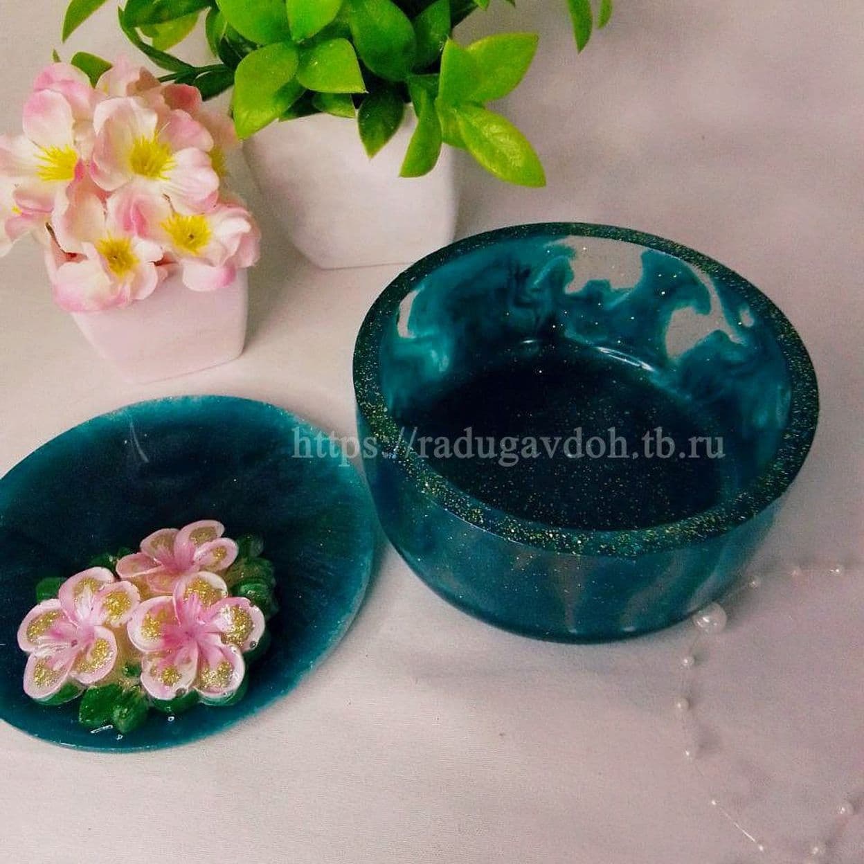 Купить Шкатулка изумрудная