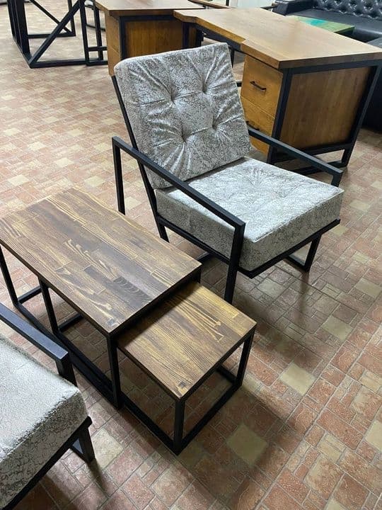 Купить Столик журнальный выдвижной