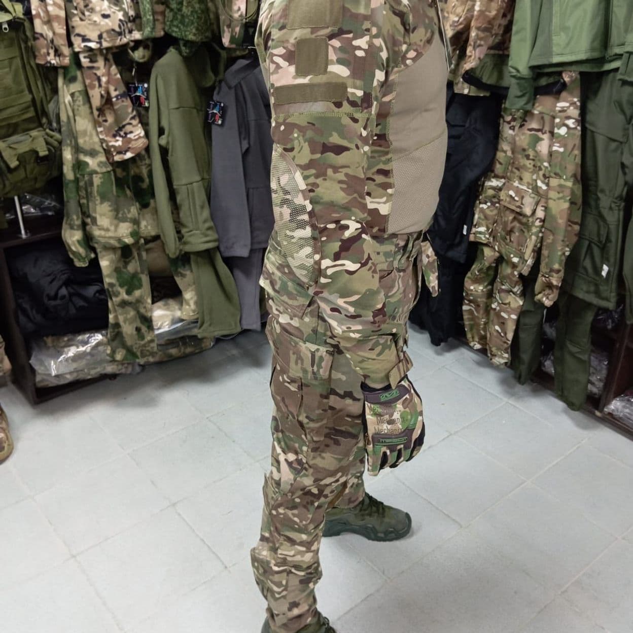 Купить Тактический костюм COMBAT с защитными наколенниками мультикам