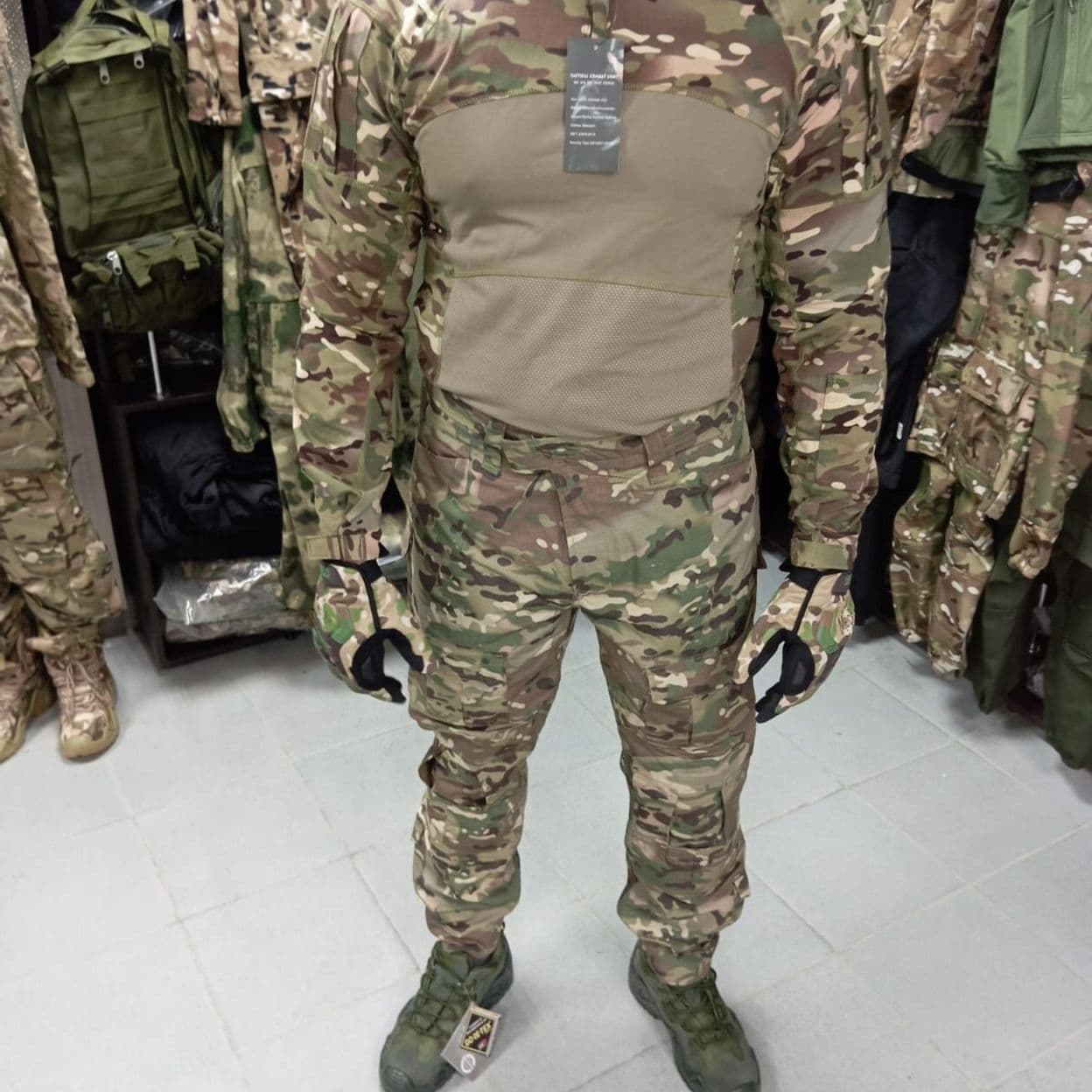 Купить Тактический костюм COMBAT с защитными наколенниками мультикам