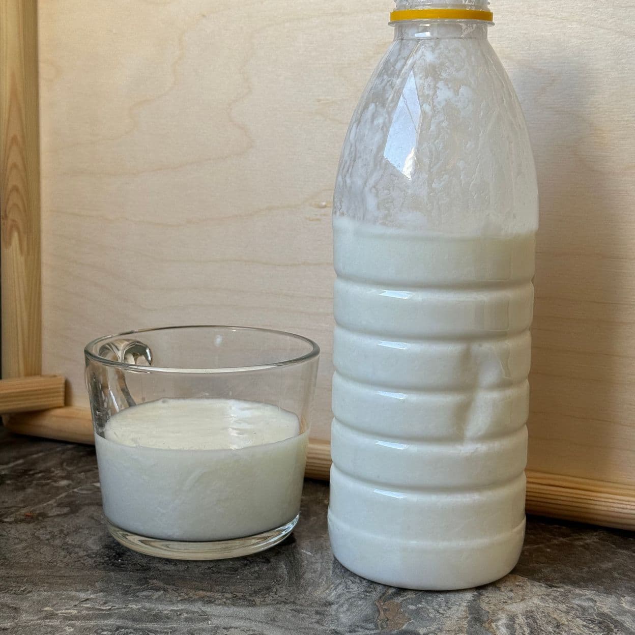 Купить Кефир термостатный 1 л