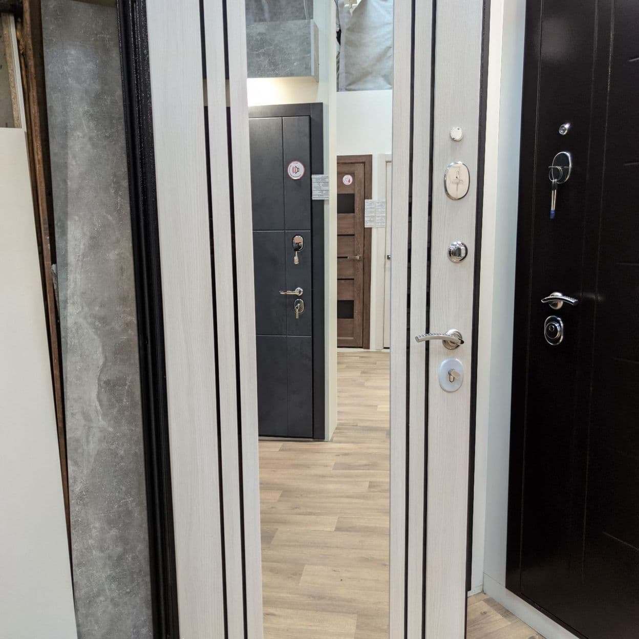 Купить Дверь входная "ПРОГРЕСС", белый бьянко