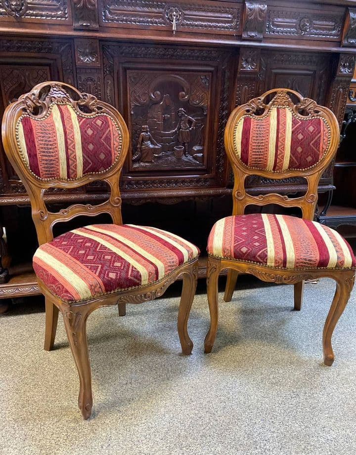 Купить Пара старинных стульев в стиле рококо