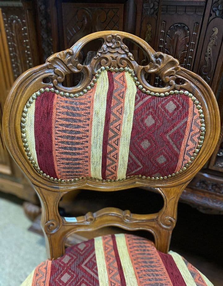 Купить Пара старинных стульев в стиле рококо