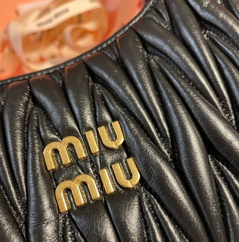 Купить 𝗠𝗶𝘂 𝗠𝗶𝘂 𝗪𝗮𝗻𝗱𝗲𝗿 𝗛𝗼𝗯𝗼 𝗕𝗮𝗴