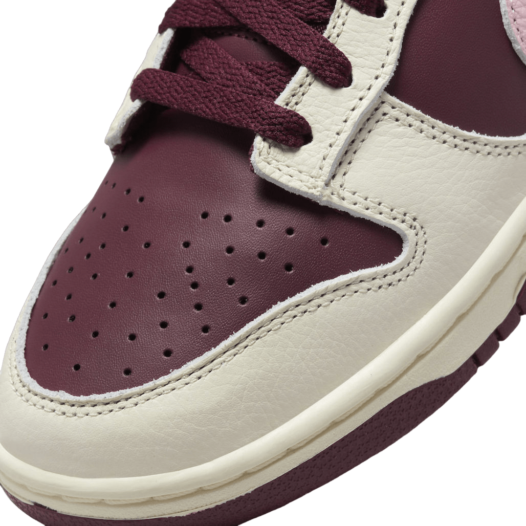 Купить Nike Dunk Low Valentine's Day