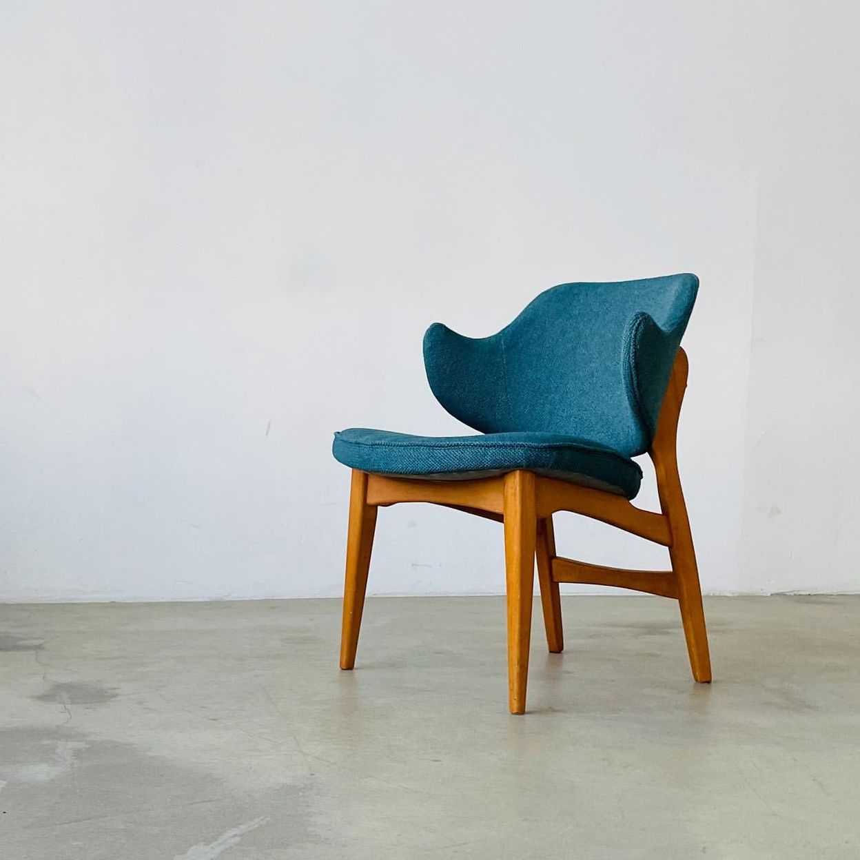 Купить Shell Chair