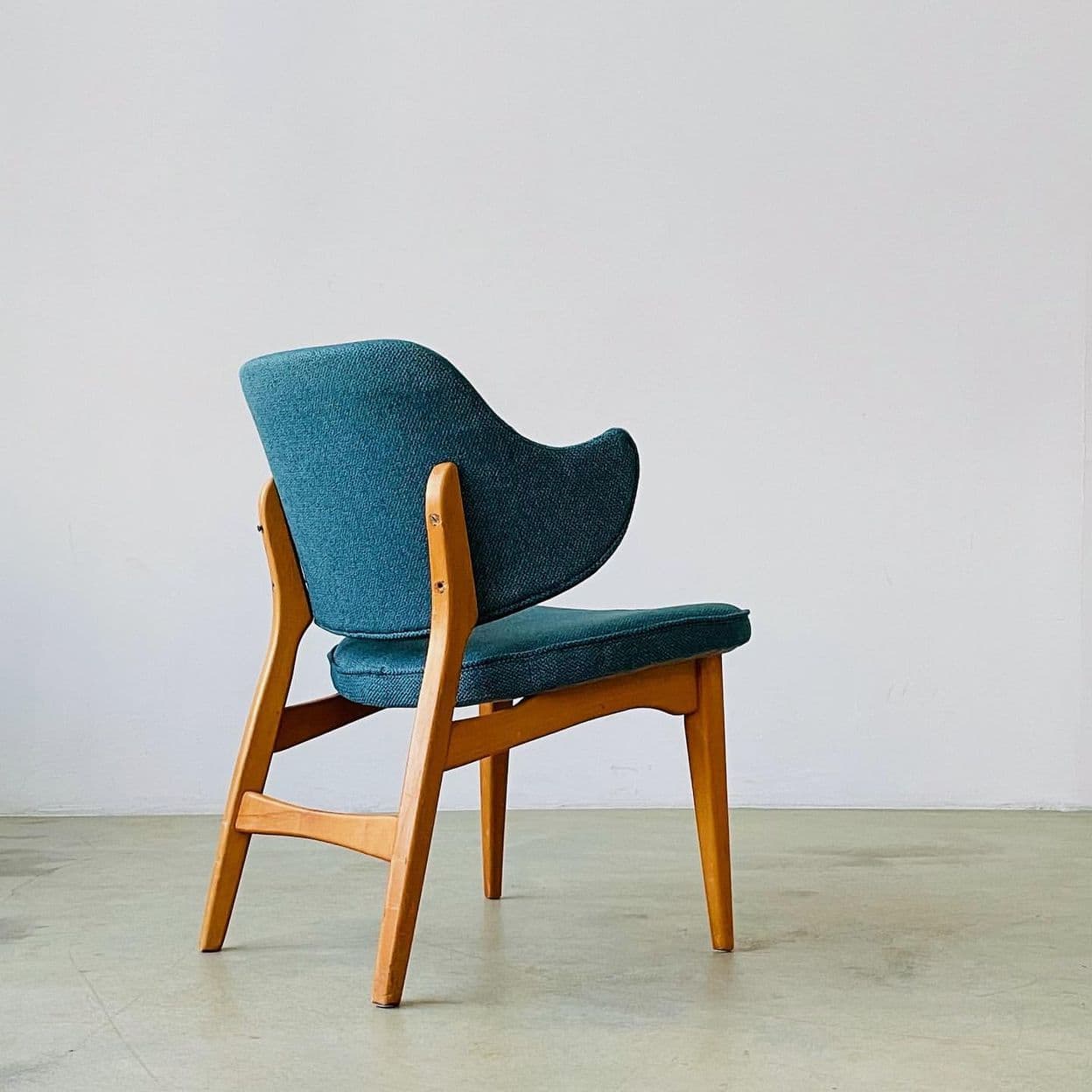 Купить Shell Chair