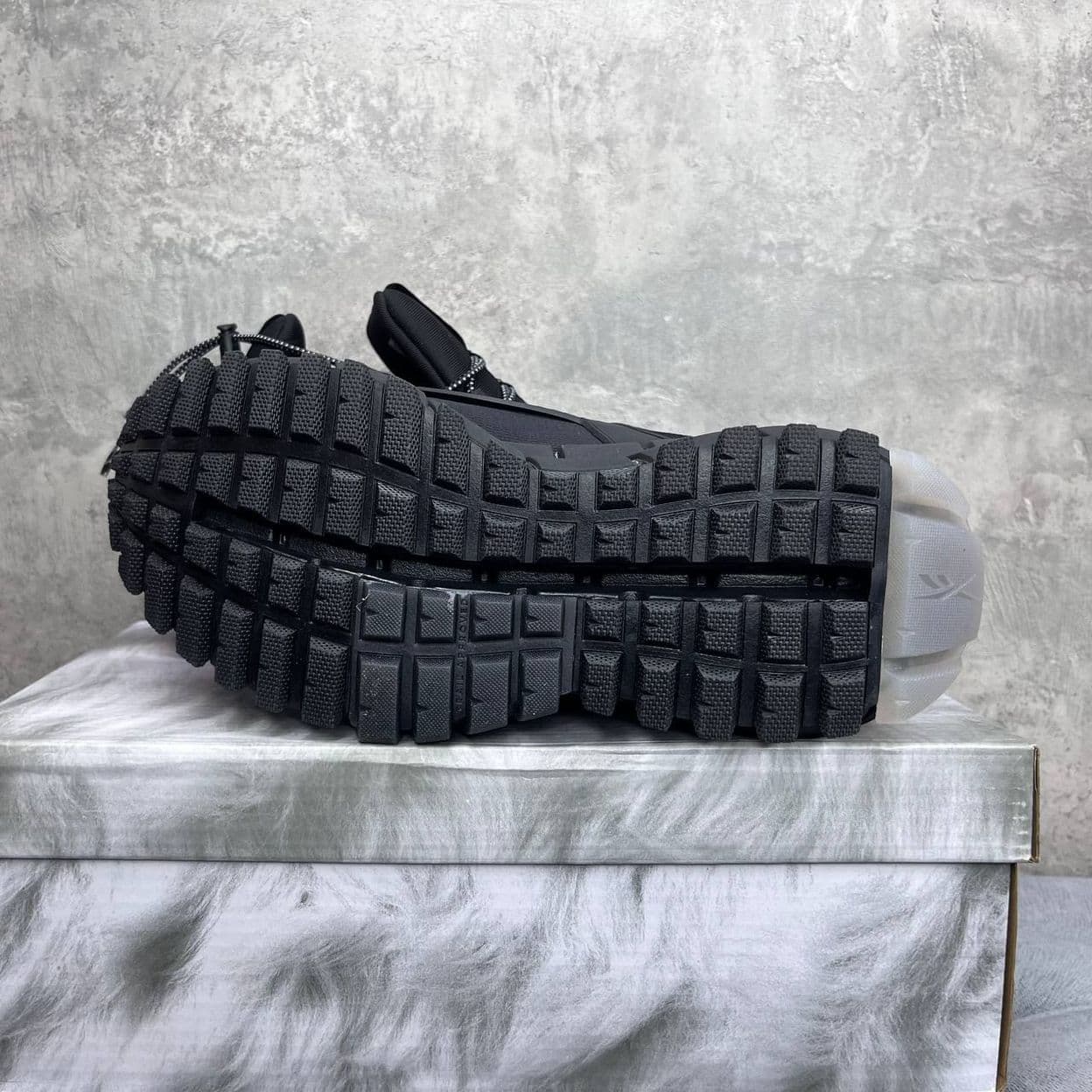 Купить Reebok Zig Kinetica Edge Black