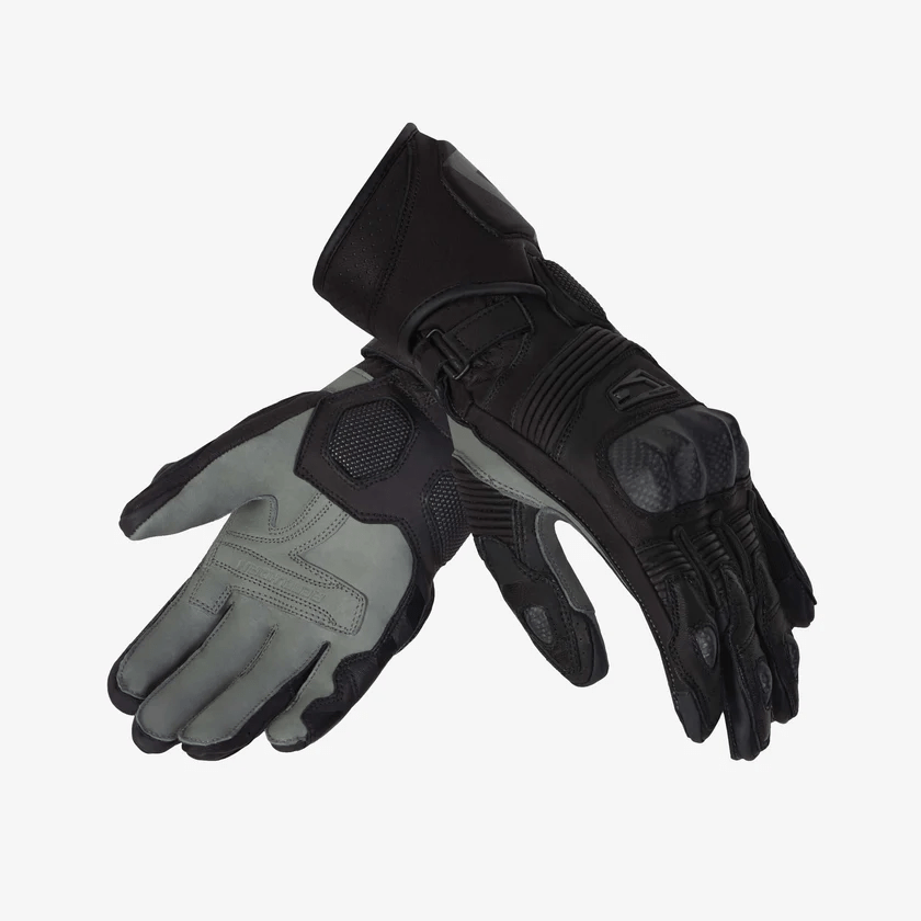 Купить Fighter Gloves