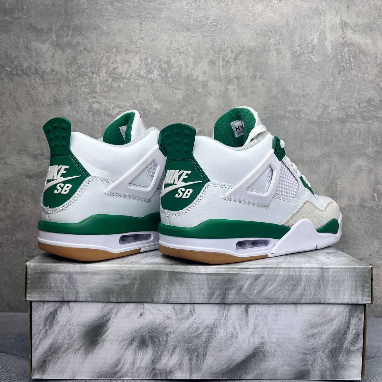 Купить Nike Air Jordan 4 Retro Pine Green