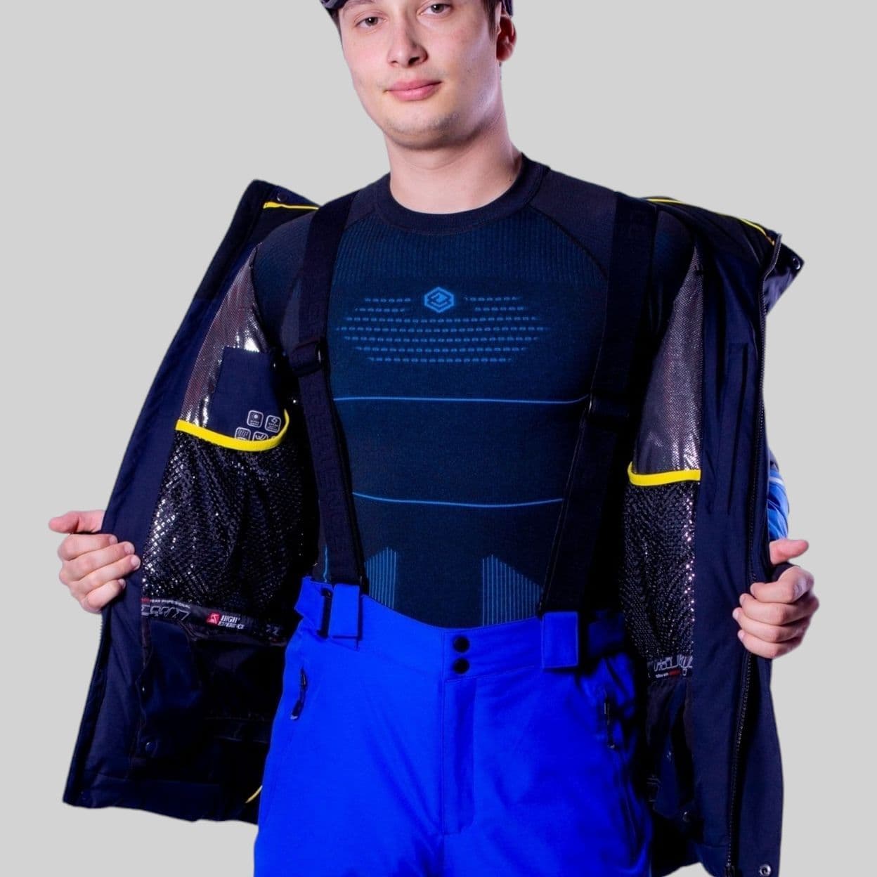 Купить Горнолыжный костюм