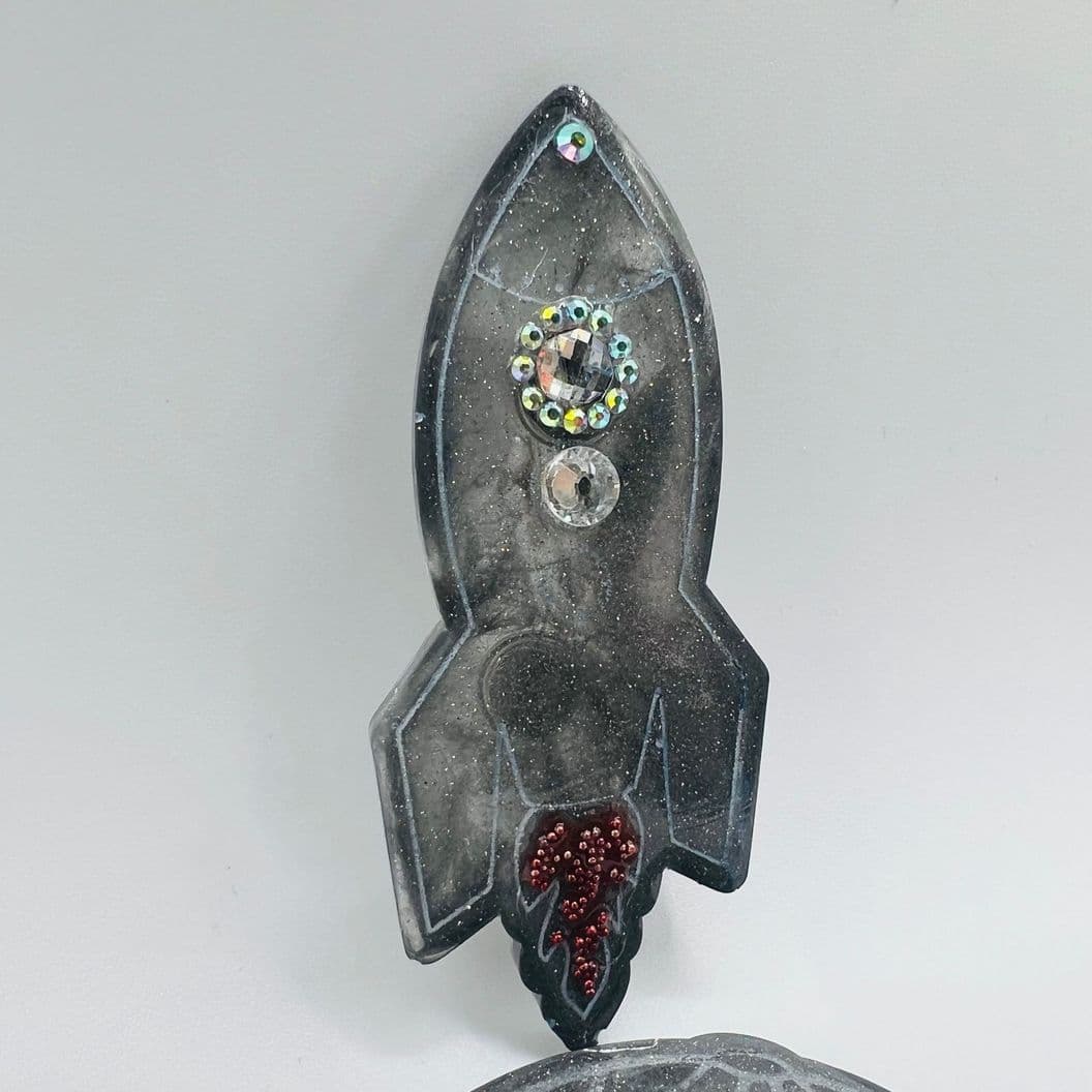 Купить Значок "Ракета"