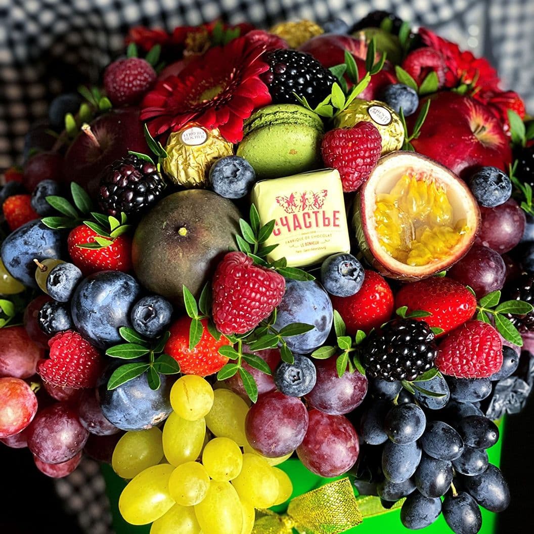 Купить Фрукты в шляпной коробке арт. 534