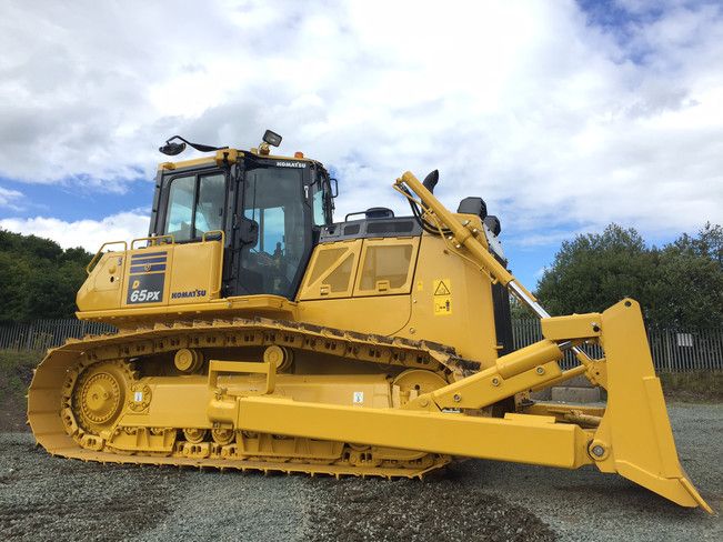 Купить Komatsu D65PX-18 Б/У