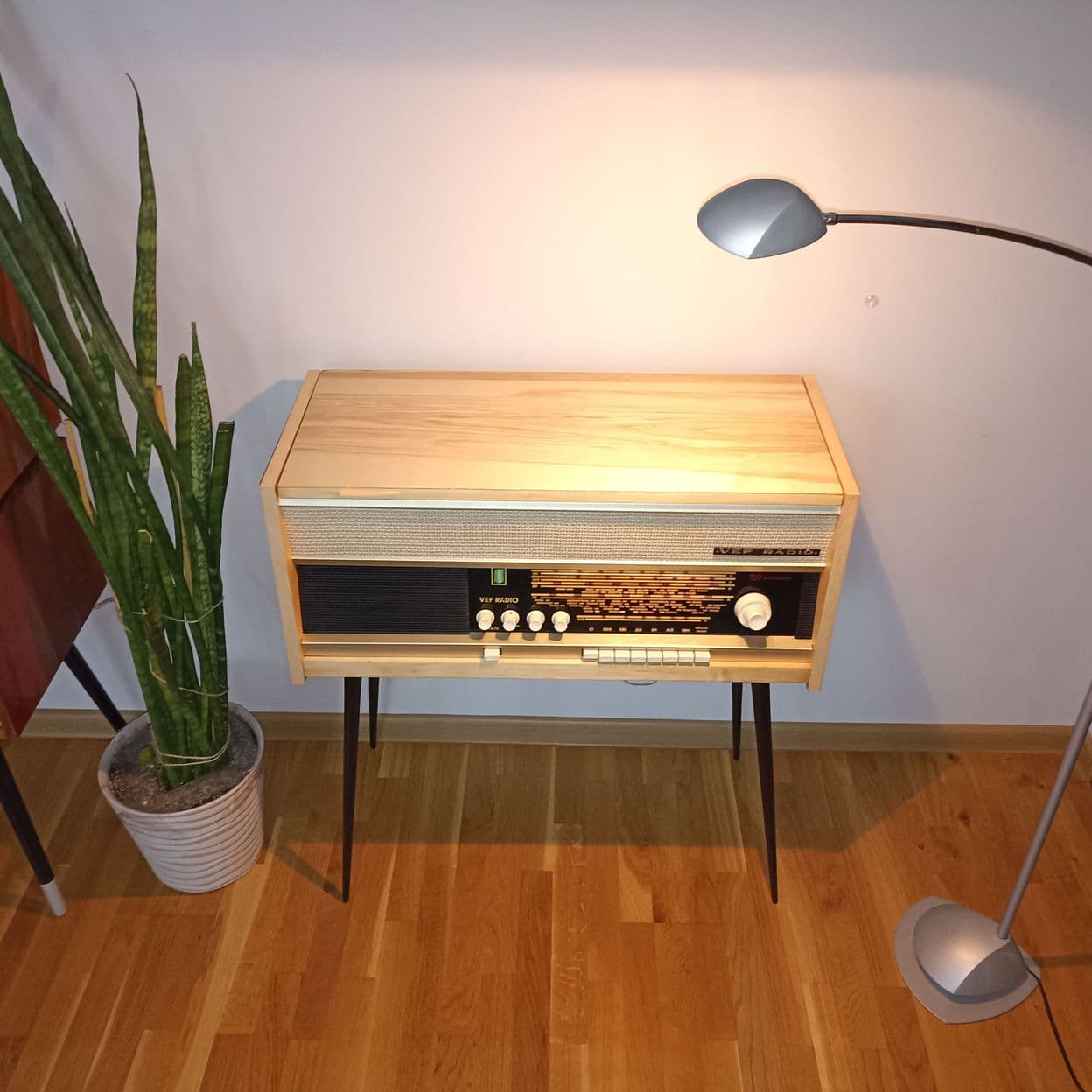 Купить Радиола VEF Radio