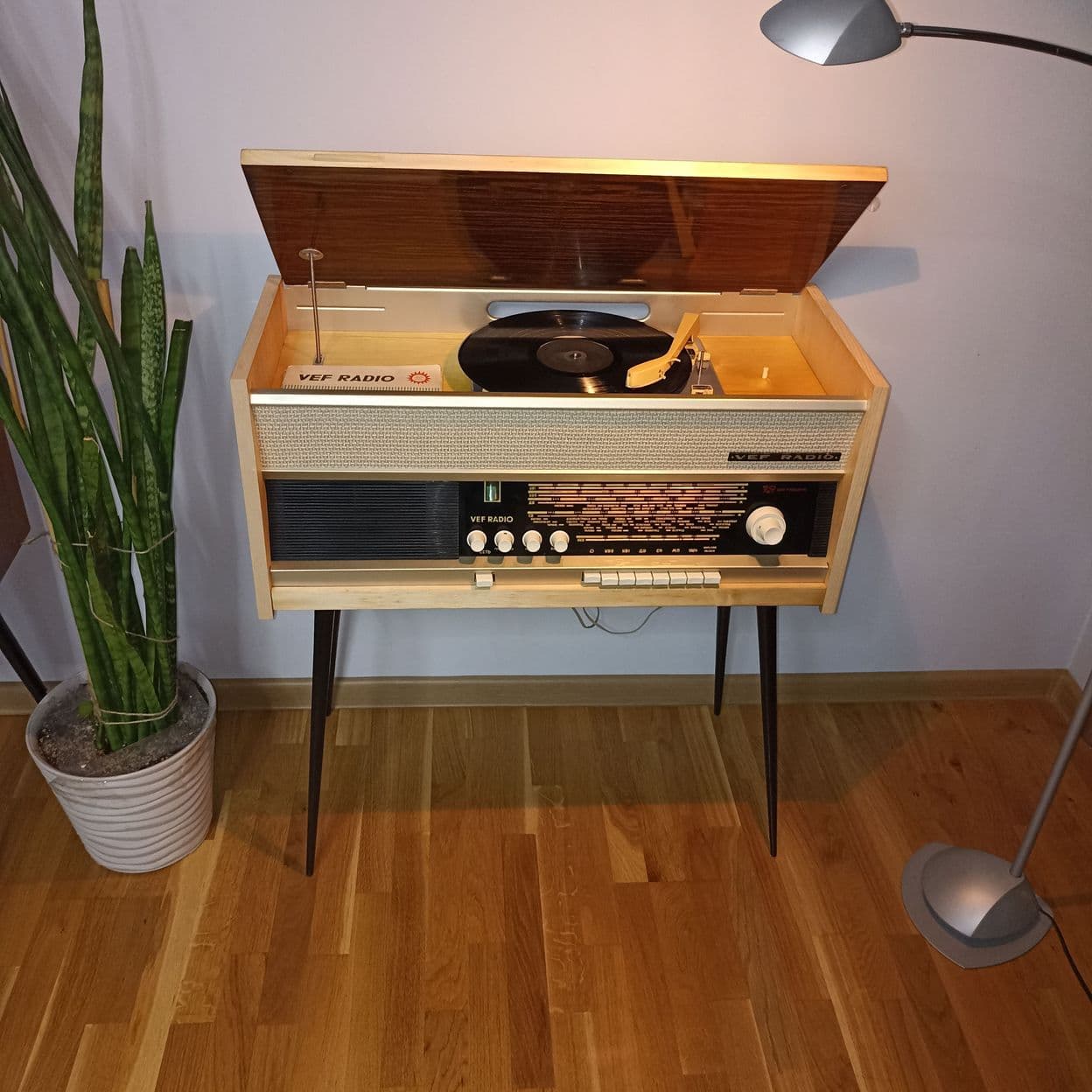 Купить Радиола VEF Radio