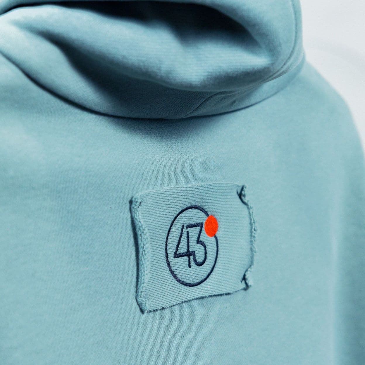Купить Свитшот "43°", цвет полынь