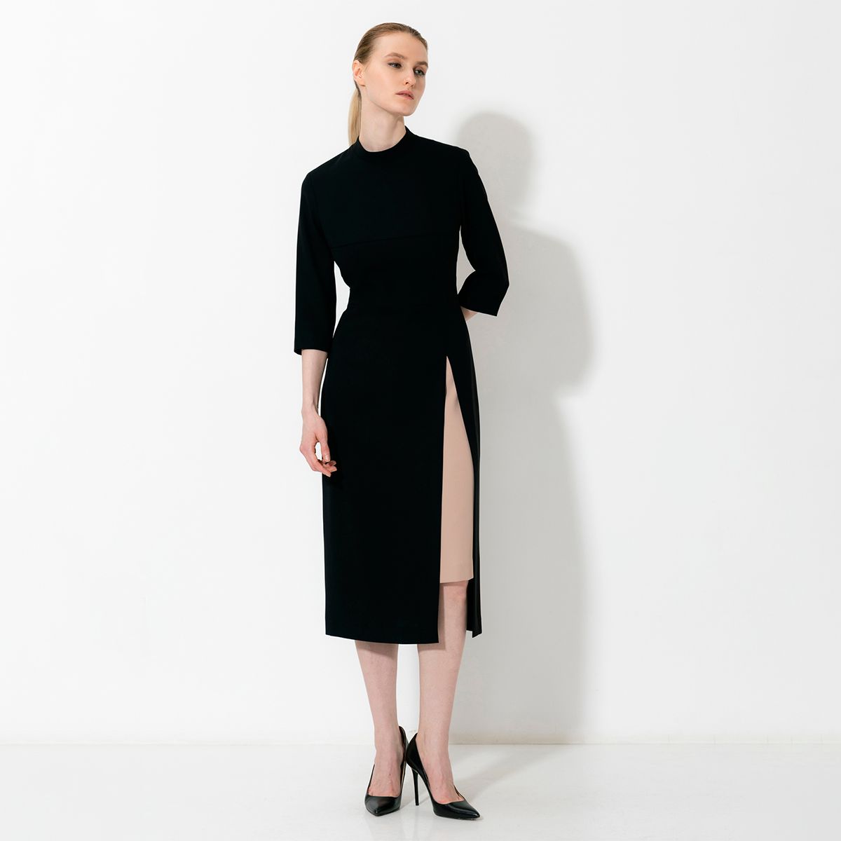 Купить Платье с разрезом VASSA&Co