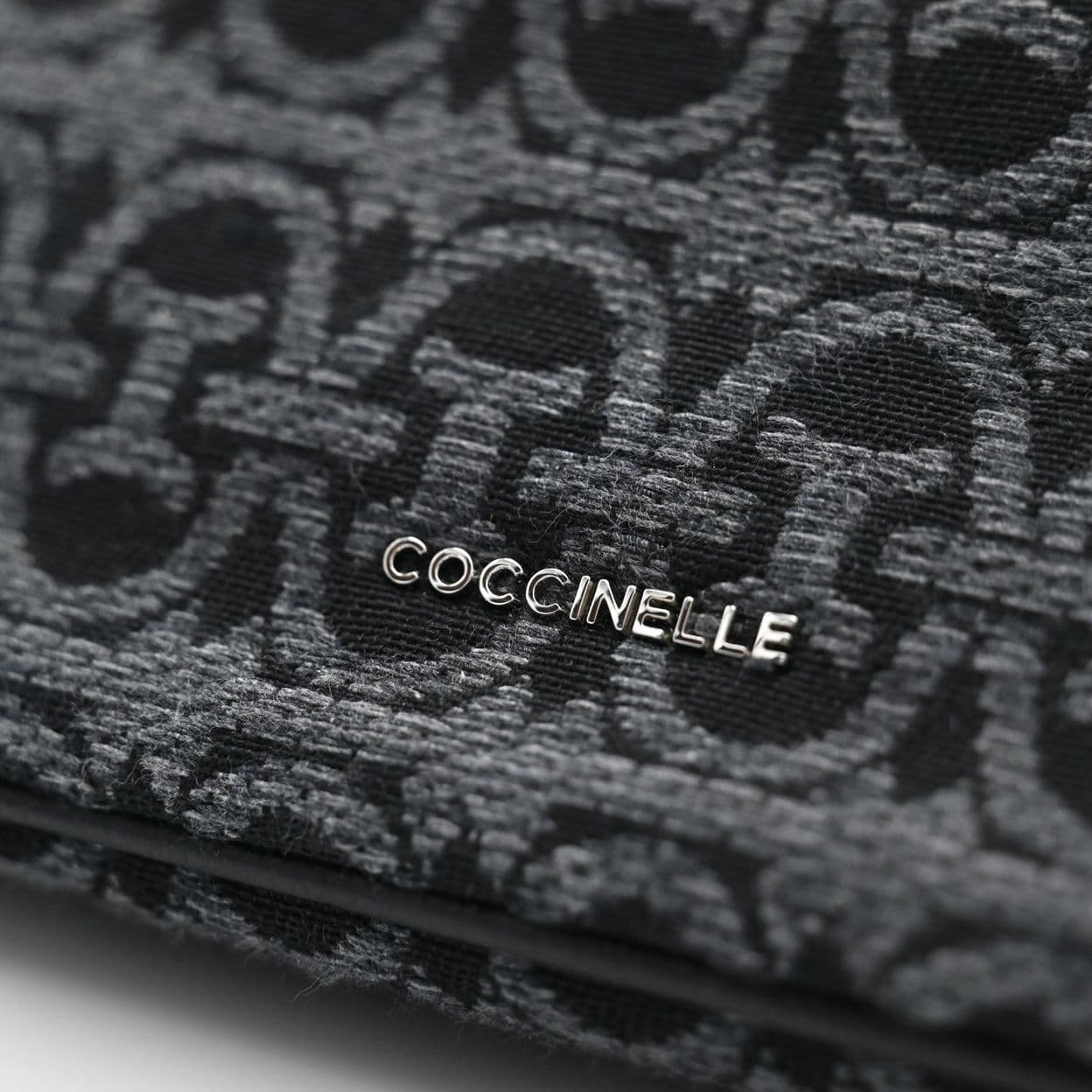 Купить Сумка поясная мужская Coccinelle