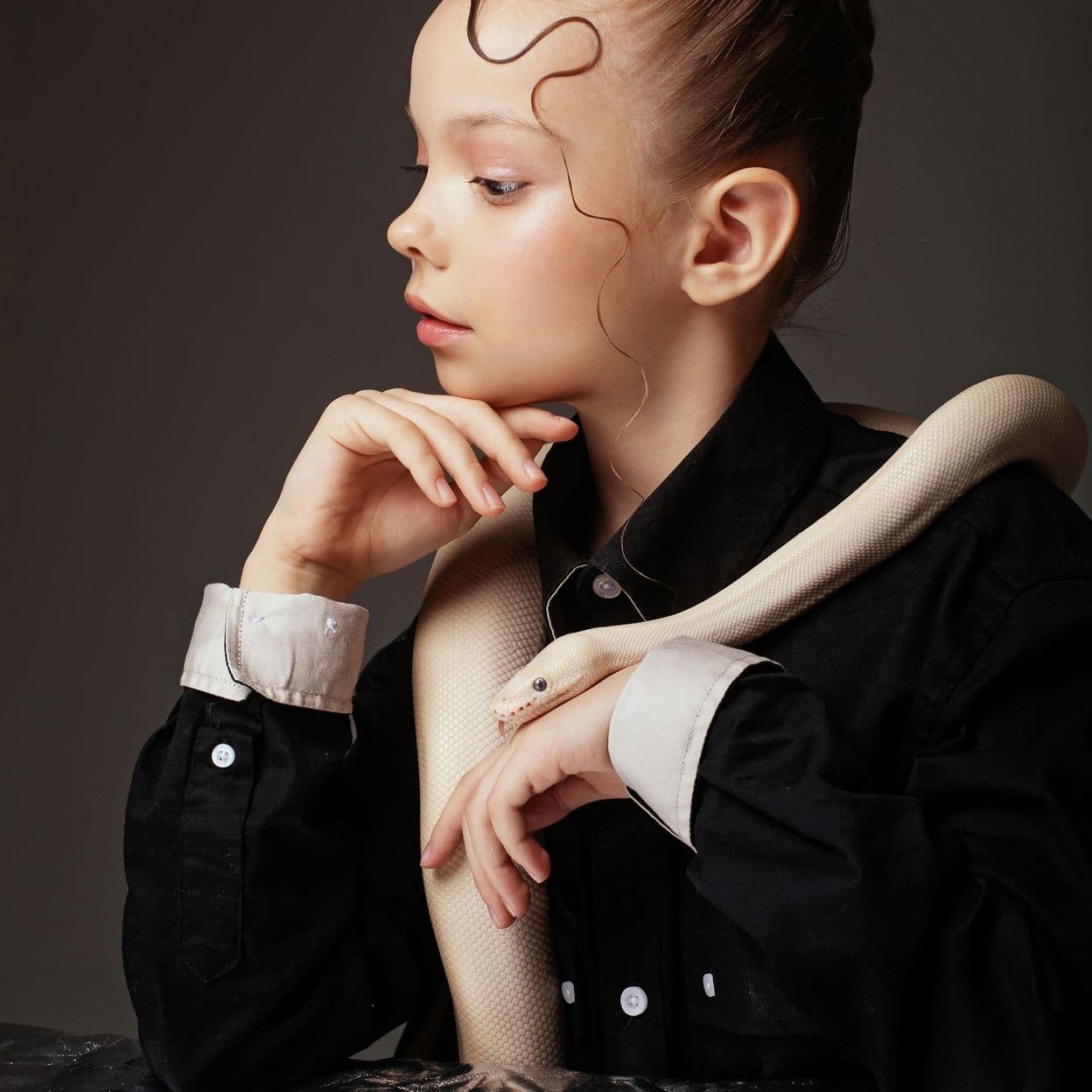 Купить Электронный журнал RAAMAT Magazine February 2025 Teen&Kids Edition Issue 2