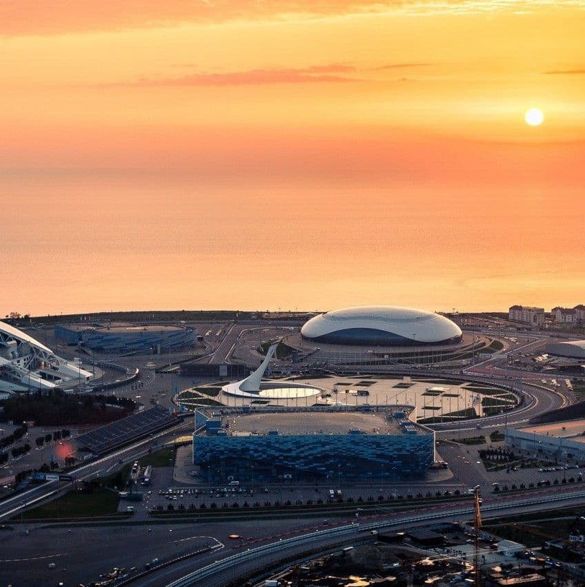 Купить Авиатур Сочи из СПб 12.05.2021 на 2 ночи в отеле GAMMA SIRIUS 3* с авиабилетами на Двоих.